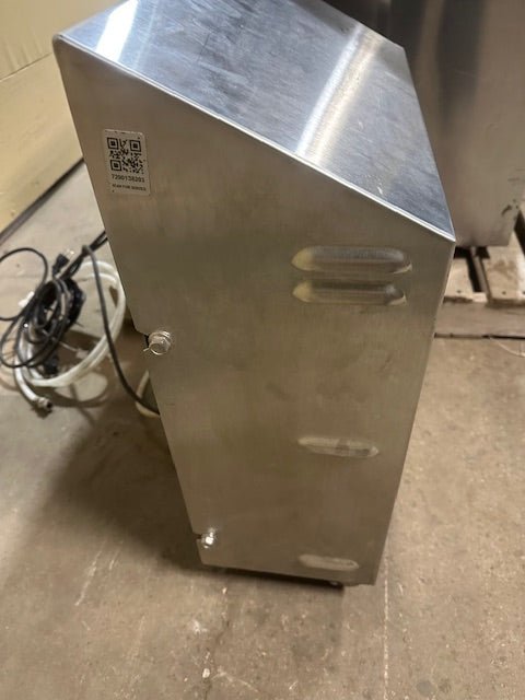 "ELEMENT 7/WELBILT" BEER CHILLER WITH 2 TAPS AND CARB MACHINE - Bargains R Ours - #collection_name#