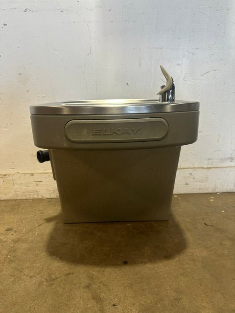 "ELKAY EZFSTL8 1E" WALL MOUNTED WATER COOLER DRINKING FOUNTAIN, 115V, 1PH - Second Life - Equipment - collection_name