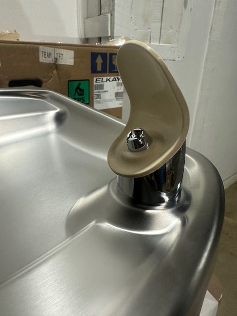 "ELKAY EZS8WS 1G" WALL MOUNTED WATER COOLER DRINKING FOUNTAIN - Second Life - Equipment - collection_name