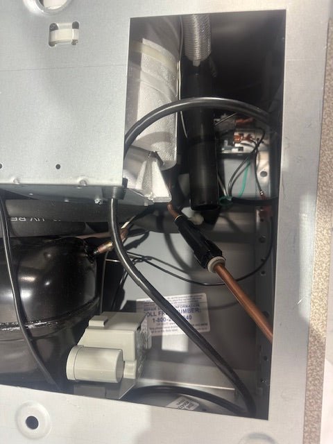 "ELKAY EZS8WS 1G" WALL MOUNTED WATER COOLER DRINKING FOUNTAIN - Second Life - Equipment - collection_name