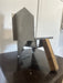 ELKAY FOOD SERVICE PRODUCTS BRACKETED WALL MOUNTED HAND WASH SINK W/SPLASH GUARD - Second Life - Equipment - collection_name