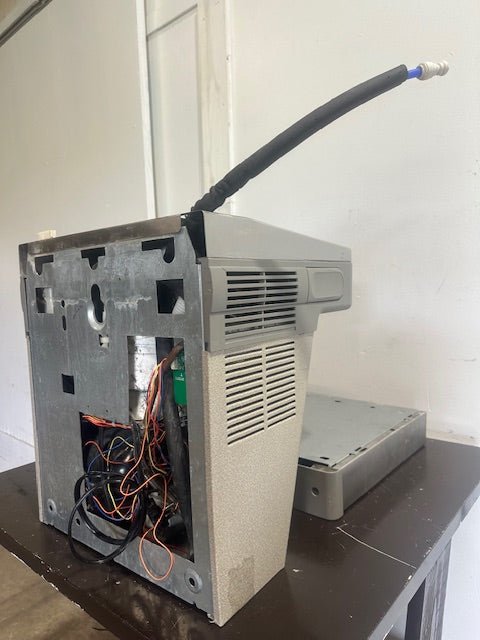 ELKAY LZS8WSLP EZH20 ADA 8GPH WALL MTD REFRIG DRINKING FOUNTAIN W/BOTTLE FILLER - Second Life - Equipment - collection_name