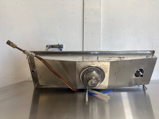 "ELKAY" S.S SINK W/ HOSTED WATER FILLING STATION GLASS RINSER, 25 3/4"W x 9"D - Second Life - Equipment - collection_name