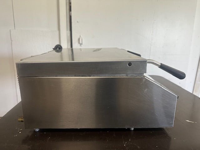 "EMBERGIO ES10PBO100" 240/208V FULL PAN SIZE FOOD WARMER/STEAMER/COOKER (CT) - Second Life - Equipment - collection_name