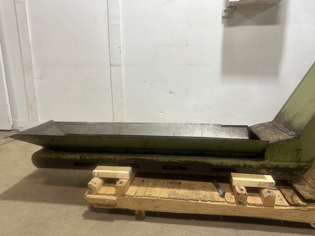 ENOMOT INDUSTRY CO. EA - 20282 12"W 200/220v 3ph CHIP CONVEYOR - Second Life - Equipment - collection_name