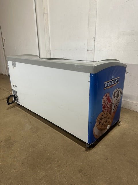 "EXCELLENCE VB - 7L"COMMERCIAL LIGHTED CURVED LID 66"W ICE CREAM DISPLAY FREEZER - Second Life - Equipment - collection_name