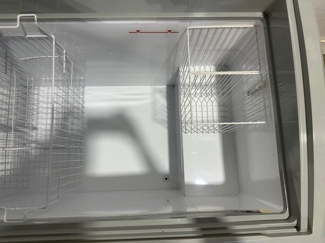 "EXCELLENCE VB - 7L"COMMERCIAL LIGHTED CURVED LID 66"W ICE CREAM DISPLAY FREEZER - Second Life - Equipment - collection_name