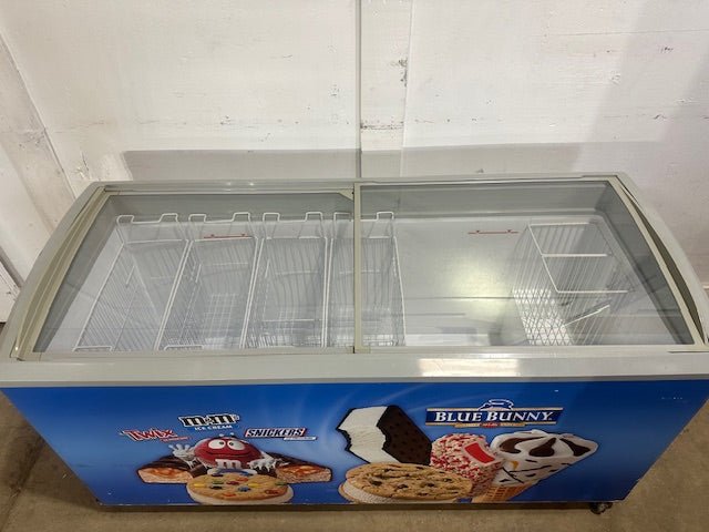 "EXCELLENCE VB - 7L"COMMERCIAL LIGHTED CURVED LID 66"W ICE CREAM DISPLAY FREEZER - Second Life - Equipment - collection_name