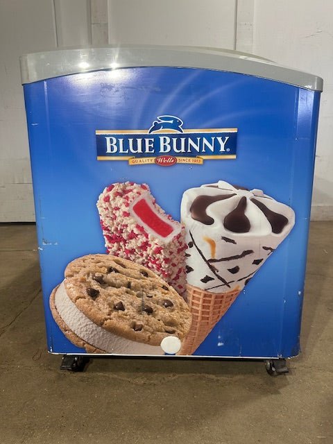 "EXCELLENCE VB - 7L"COMMERCIAL LIGHTED CURVED LID 66"W ICE CREAM DISPLAY FREEZER - Second Life - Equipment - collection_name