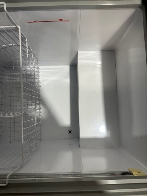 "EXCELLENCE VB - 7L"COMMERCIAL LIGHTED CURVED LID 66"W ICE CREAM DISPLAY FREEZER - Second Life - Equipment - collection_name