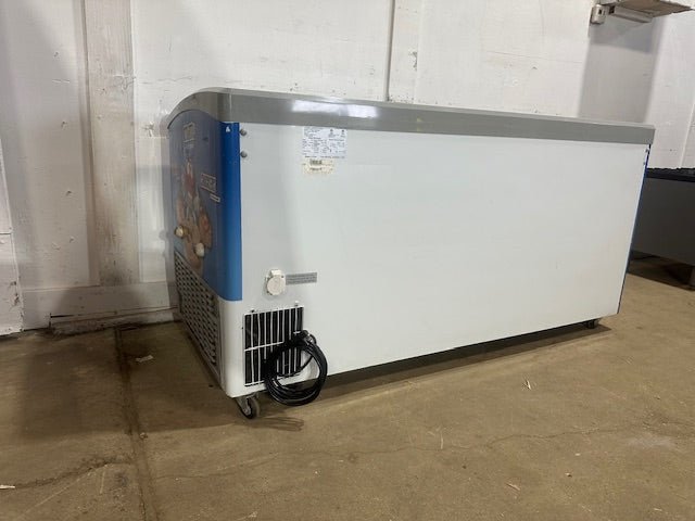 "EXCELLENCE VB - 7L"COMMERCIAL LIGHTED CURVED LID 66"W ICE CREAM DISPLAY FREEZER - Second Life - Equipment - collection_name