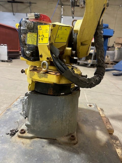 "FANUC ROBOT M - 10iA" TYPE A05B - 1221 - B202 H.D INDUSTRIAL 6 - AXIS ROBOT ARM - Second Life - Equipment - collection_name