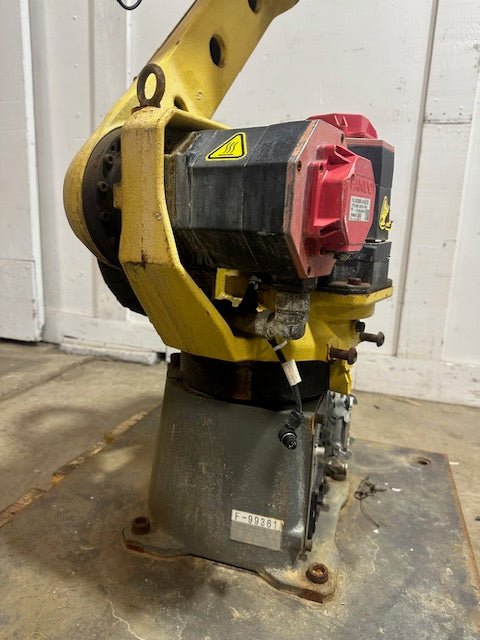 "FANUC ROBOT M - 10iA" TYPE A05B - 1221 - B202 H.D INDUSTRIAL 6 - AXIS ROBOT ARM - Second Life - Equipment - collection_name