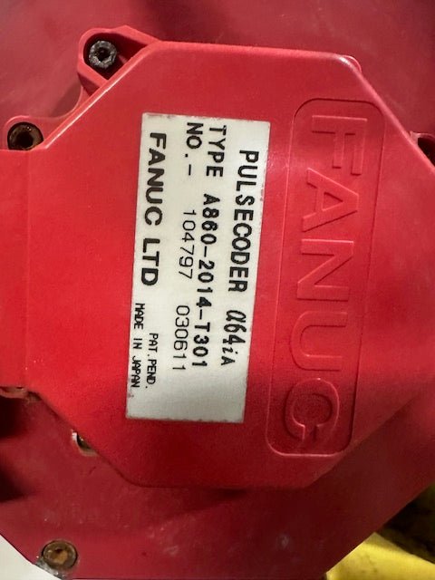 "FANUC ROBOT R - 2000iA165F"HD INDUSTRIAL 6 - AXES ROBOT ARM, 2566MM REACH,165 KG - Second Life - Equipment - collection_name