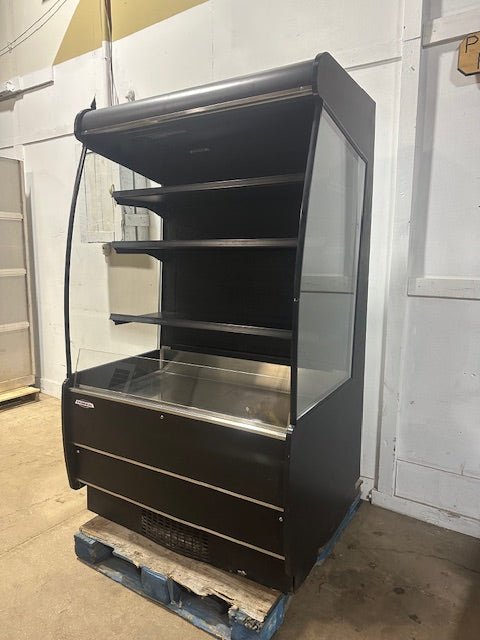 "FEDERAL INDUSTRIES" LIGHTED, REFRIGERATED/OPEN AIR DISPLAY CASE 120/208V 1PH - Second Life - Equipment - collection_name