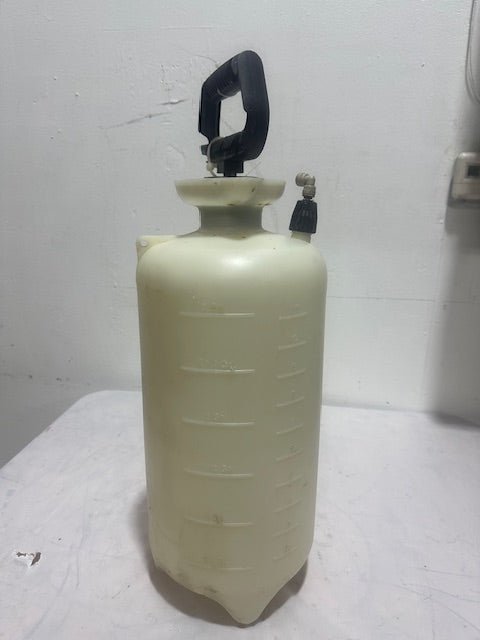 FLAVORBURST 3 GALLON SAN 740 SANITIZER TANK - Second Life - Equipment - collection_name