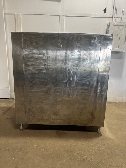 "FOLLETT" HD COMMERCIAL 65"H x 60"W x 39"D&nbsp; ICE BIN ON LEGS, 1650LBS - Second Life - Equipment - collection_name