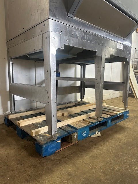 "FOLLETT ITS2250SG - 60"HD COMMERCIAL 97"H x 60"W x 46"D ICE STORAGE BIN ,2133 LBS - Second Life - Equipment - collection_name