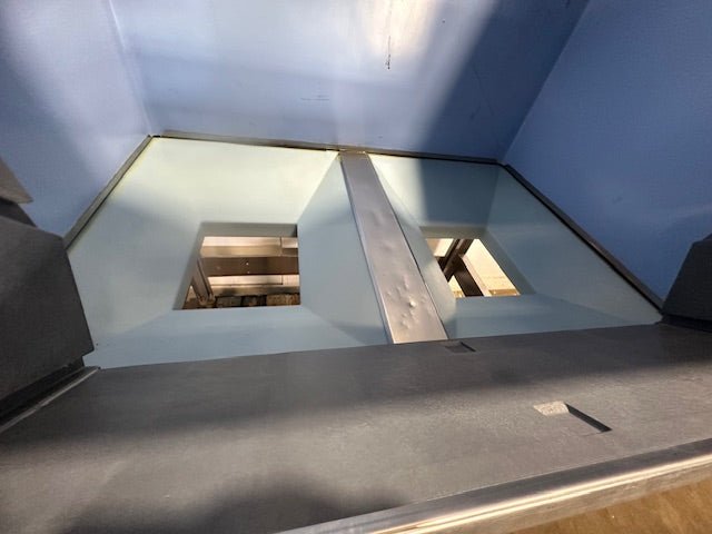 "FOLLETT ITS2250SG - 60"HD COMMERCIAL 97"H x 60"W x 46"D ICE STORAGE BIN ,2133 LBS - Second Life - Equipment - collection_name