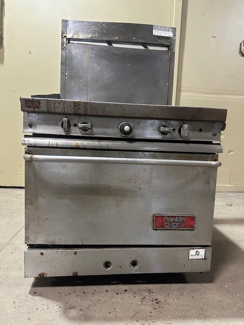 FRANKLIN CHEF HEAVY DUTY COMMERCIAL FRANKLIN CHEF GAS 4 BURNER BUILT IN STOVE RANGE WITH OVEN ON CASTER - Bargains R Ours - #collection_name#