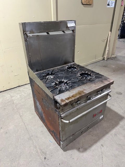 FRANKLIN CHEF HEAVY DUTY COMMERCIAL FRANKLIN CHEF GAS 4 BURNER BUILT IN STOVE RANGE WITH OVEN ON CASTER - Bargains R Ours - #collection_name#