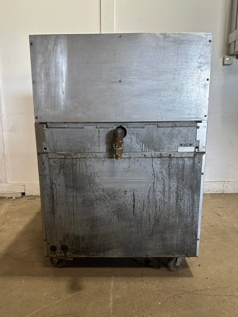 "GARLAND M44R" H.D NATURAL GAS COMMERCIAL 4 BURNERS STOVE WITH OVEN - Second Life-Equipment-collection_name