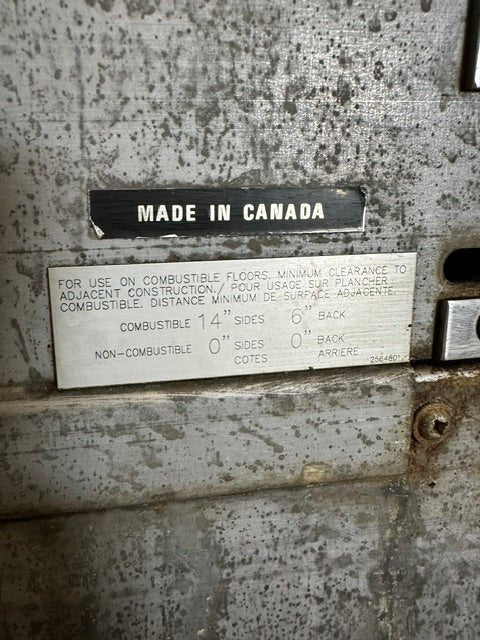 "GARLAND M44R" H.D NATURAL GAS COMMERCIAL 4 BURNERS STOVE WITH OVEN - Second Life-Equipment-collection_name