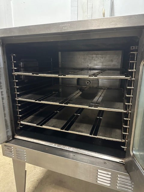 "GARLAND MASTER 450"H.D COMMERCIAL ELECTRIC CONVECTION OVEN ON CASTER,480V 3PH - Second Life - Equipment - collection_name