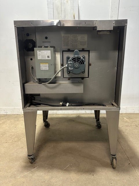 "GARLAND MASTER 450"H.D COMMERCIAL ELECTRIC CONVECTION OVEN ON CASTER,480V 3PH - Second Life - Equipment - collection_name