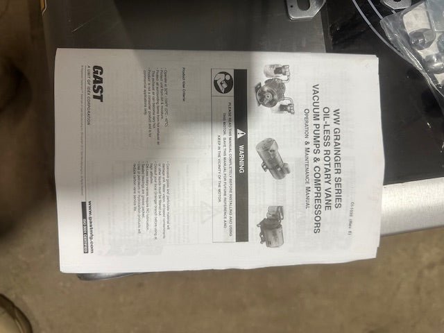 GAST 0523 - V191Q - G588NDX Compressor/Vacuum Pump, 1/4 Hp, 1 Ph, 115/230V RPM 1725 - Second Life - Equipment - collection_name