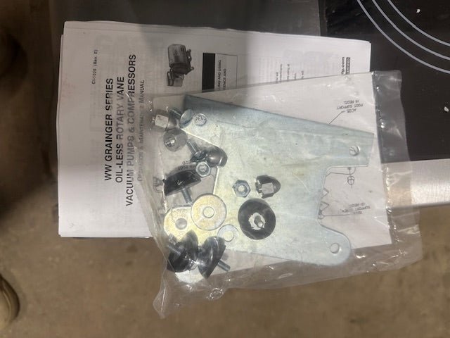 GAST 0523 - V191Q - G588NDX Compressor/Vacuum Pump, 1/4 Hp, 1 Ph, 115/230V RPM 1725 - Second Life - Equipment - collection_name
