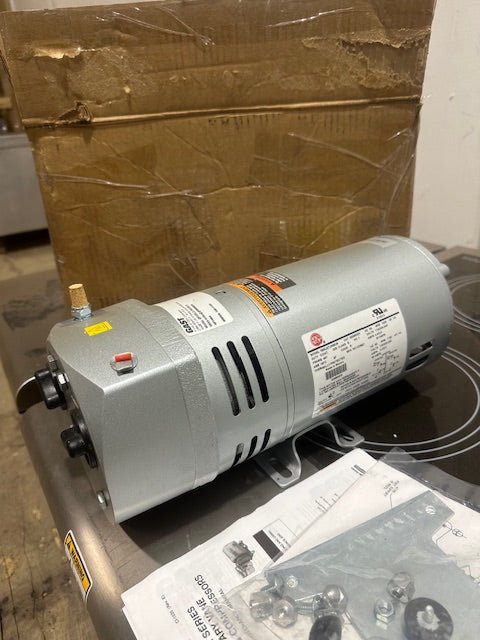 GAST 0523 - V191Q - G588NDX Compressor/Vacuum Pump, 1/4 Hp, 1 Ph, 115/230V RPM 1725 - Second Life - Equipment - collection_name