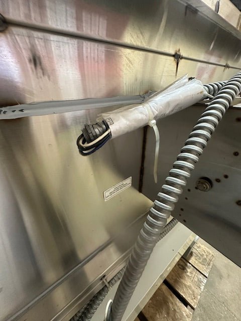 GAYLORD HOOD WITH 3 FILTER GX2 - 16 DRY EXTRACTOR - DUCT 12X9X12 - Bargains R Ours - #collection_name#