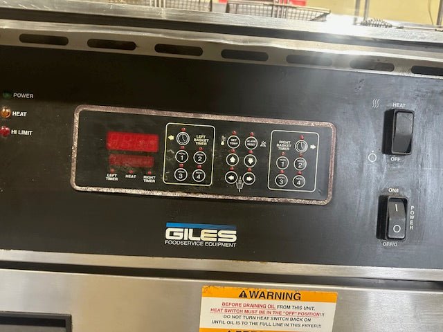 GILES ELECTRIC HEAVY DUTY COMMERCIAL TWO FRYING WELLS WITH PASTA COOKING WELL AND DAMP STATION PLUS 4 FRYING BASKETS - Bargains R Ours - #collection_name#