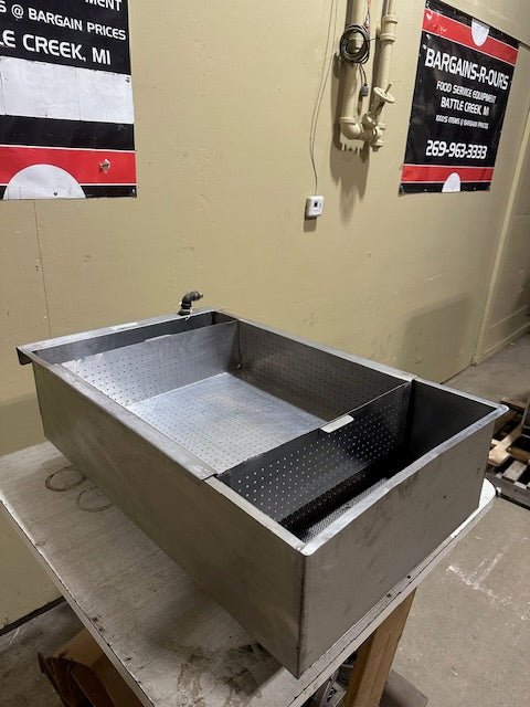 GILES OIL FILTER BIN STAINLESS STEEL FOR FRYER ON CASTERS MODEL EOF24 - Bargains R Ours - #collection_name#