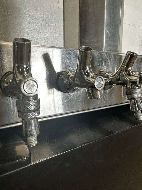 "GLAS TENDER BT-8-SSR" 26"W 8 HEAD BRIDGE TEE DRAFT BEER TOWER TAP - Second Life-Equipment-collection_name