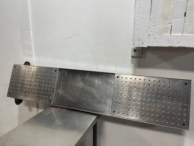 "GLAS TENDER" COMMERCIAL STAINLESS STEEL 70 1/8"W DRAIN BOARD - Second Life - Equipment - collection_name