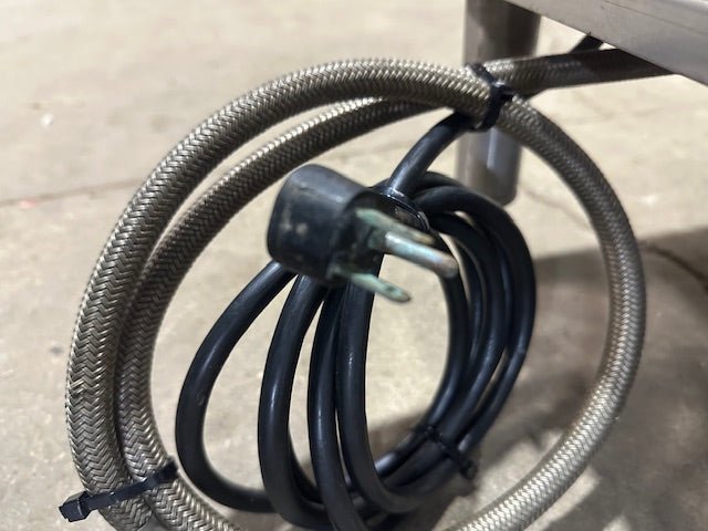 "GLAS TENDER GT - 10" LOW TEMP UNDERCOUNTER/UNDERBAR GLASSWASHER , 1PH 115V - Second Life - Equipment - collection_name