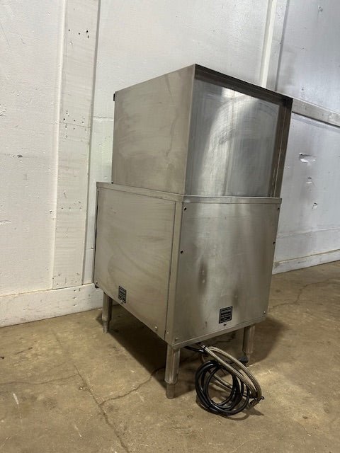 "GLAS TENDER GT - 10" LOW TEMP UNDERCOUNTER/UNDERBAR GLASSWASHER , 1PH 115V - Second Life - Equipment - collection_name