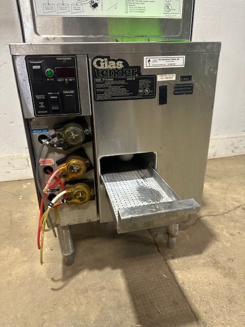 "GLAS TENDER GT - 10" LOW TEMP UNDERCOUNTER/UNDERBAR GLASSWASHER , 1PH 115V - Second Life - Equipment - collection_name