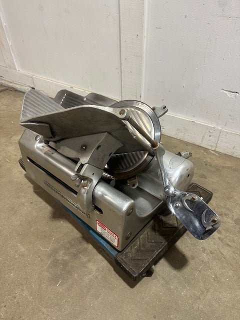 "GLOBE GRAVITY FEED 610" H.D COMMERCIAL COUNTERTOP 11" BLADE MEAT SLICER - Second Life - Equipment - collection_name
