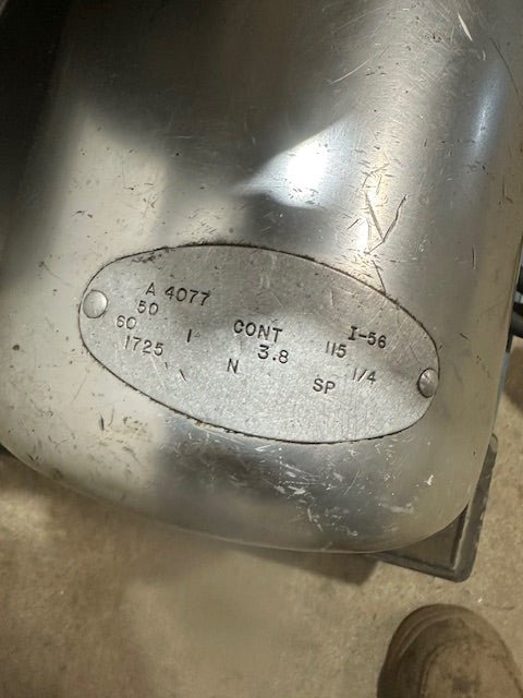 "GLOBE GRAVITY FEED 610" H.D COMMERCIAL COUNTERTOP 11" BLADE MEAT SLICER - Second Life - Equipment - collection_name