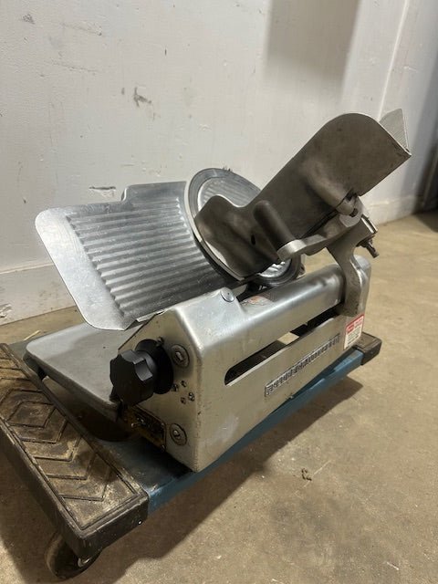 "GLOBE GRAVITY FEED 610" H.D COMMERCIAL COUNTERTOP 11" BLADE MEAT SLICER - Second Life - Equipment - collection_name