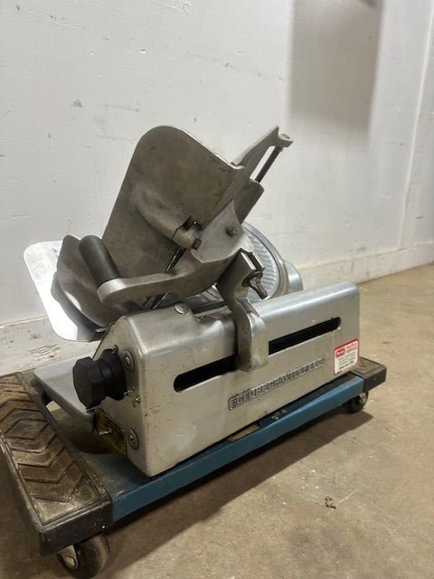 "GLOBE GRAVITY FEED 610" H.D COMMERCIAL COUNTERTOP 11" BLADE MEAT SLICER - Second Life - Equipment - collection_name