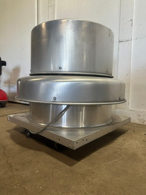 "GREENHECK 6B - 180 - 4 - X"H.D COMMERCIAL UPBLAST EXHAUST FAN (30" x 30" BASE) - Second Life - Equipment - collection_name