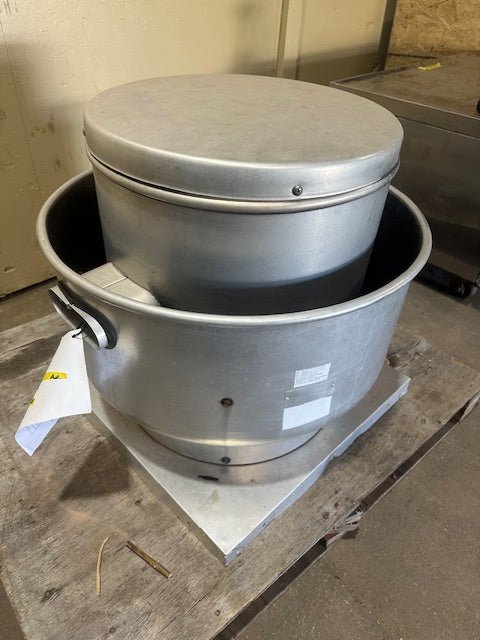 GREENHECK UPBLAST CENTRIFUGAL COMMERCIAL KITCHEN EXHAUST FAN - Bargains R Ours - #collection_name#