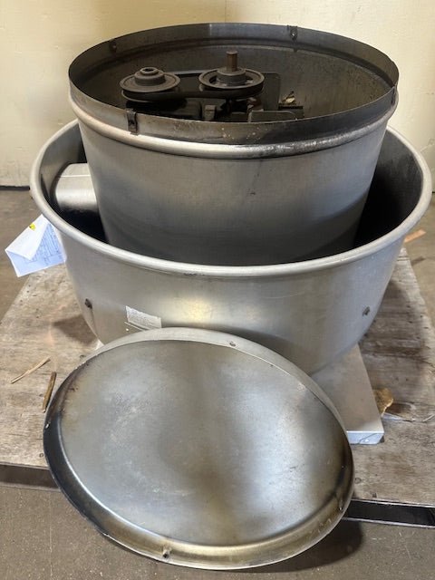 GREENHECK UPBLAST CENTRIFUGAL COMMERCIAL KITCHEN EXHAUST FAN - Bargains R Ours - #collection_name#