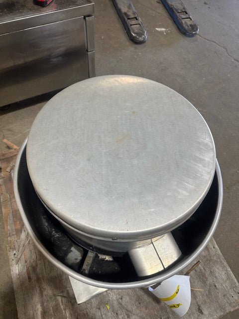 GREENHECK UPBLAST CENTRIFUGAL COMMERCIAL KITCHEN EXHAUST FAN - Bargains R Ours - #collection_name#