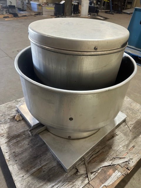 GREENHECK UPBLAST CENTRIFUGAL COMMERCIAL KITCHEN EXHAUST FAN - Bargains R Ours - #collection_name#