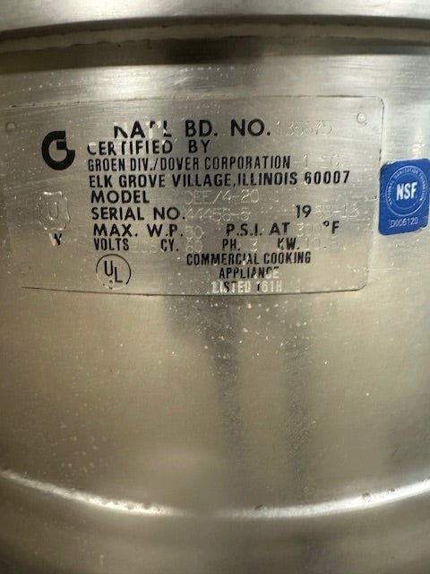 "GROEN DEE/4 - 20" ELECTRIC 20 gallons MANUAL TILT STEAM KETTLE ON STAND,208V 3PH - Second Life - Equipment - collection_name